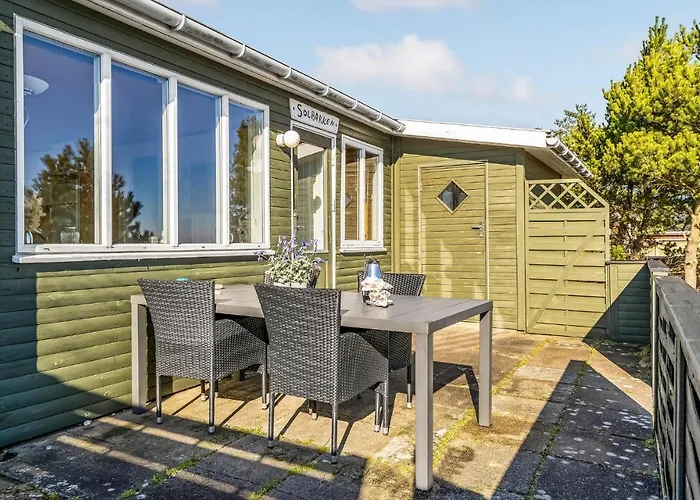 Дом отдыха 2 Bedroom Beautiful In Romo