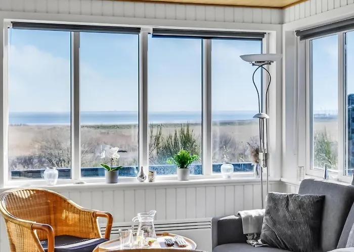 2 Bedroom Beautiful In